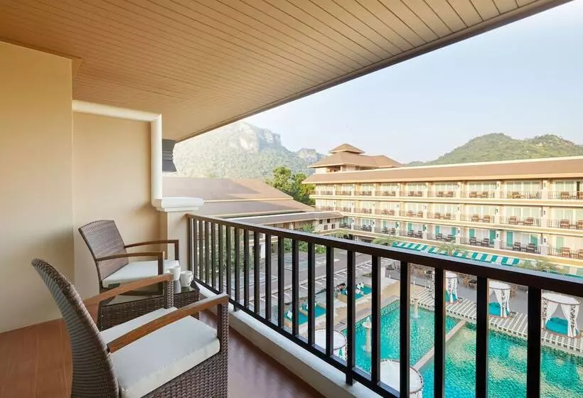 Hotel Lacol Khao Yai   A Chatrium Collection