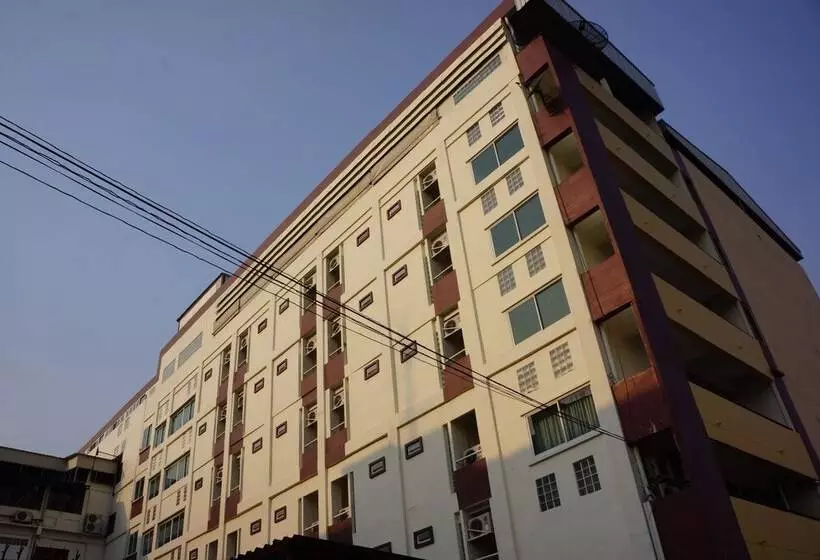 Hotelli Lee's Mark Residence