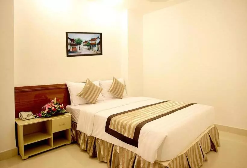 Sunny Hotel Ho Chi Minh