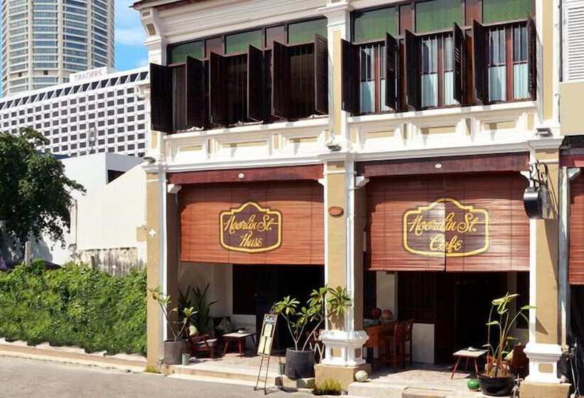 호텔 Noordin Street House