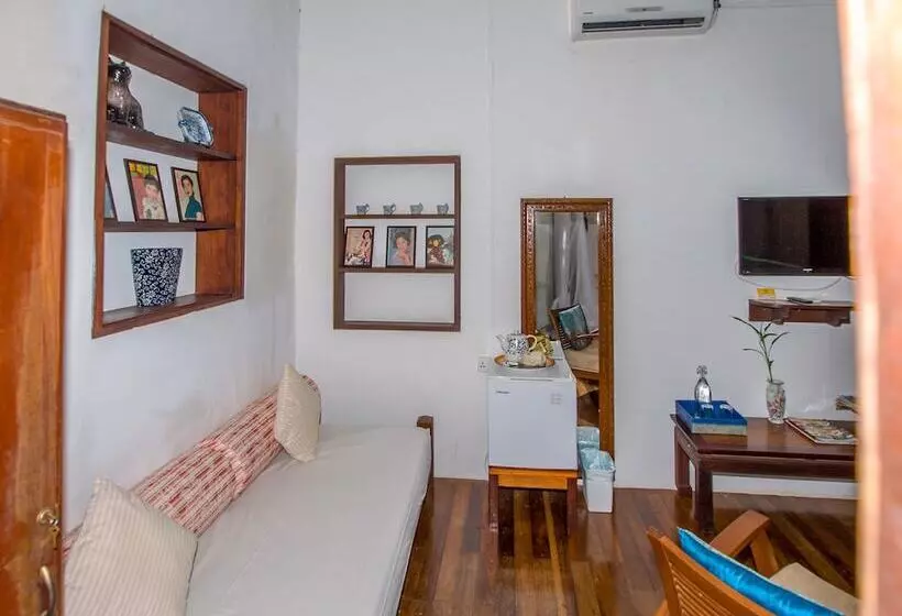 فندق Noordin Street House