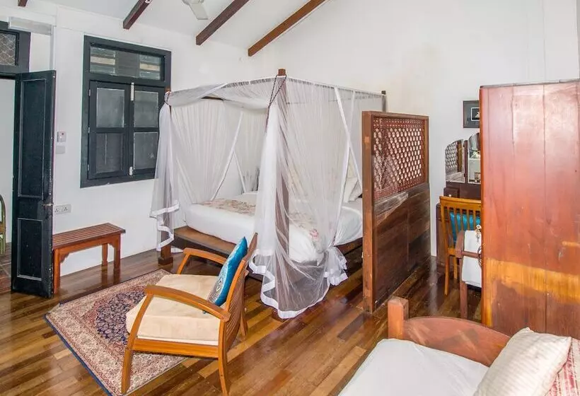 فندق Noordin Street House