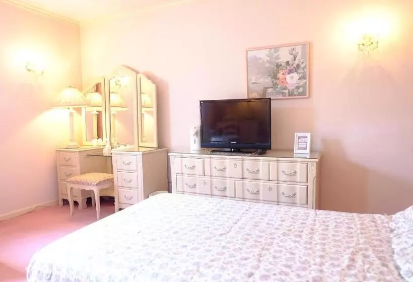 Отель Sea Borne