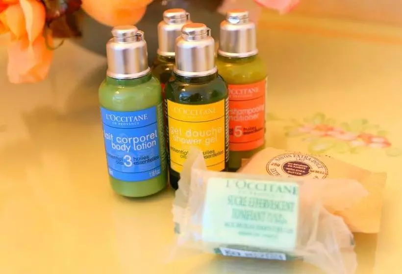 Отель Sea Borne