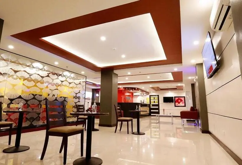 ホテル Sogo   Monumento, Lrt Station