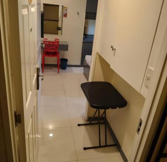 호텔 Sogo   Monumento, Lrt Station