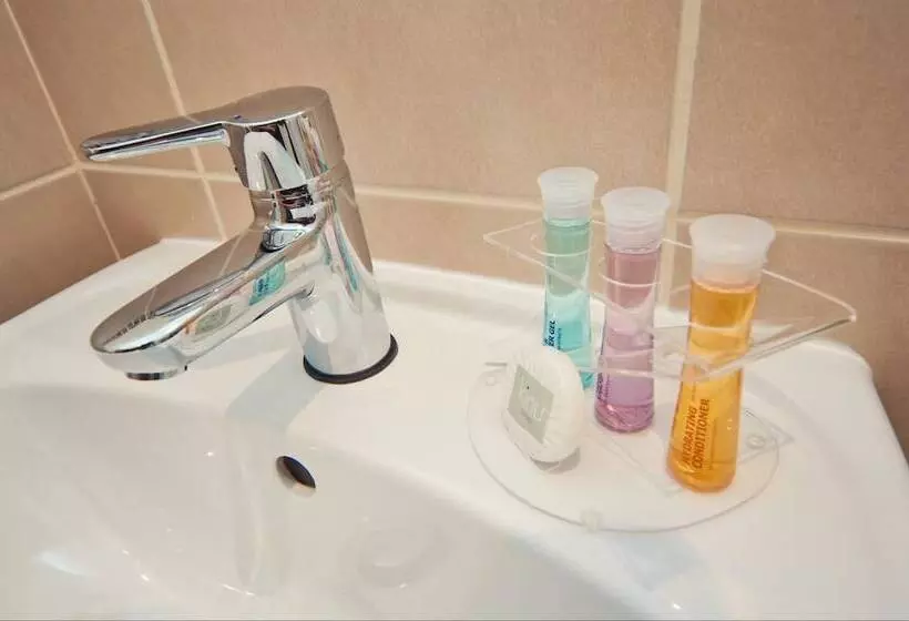 ホテル The Burlington