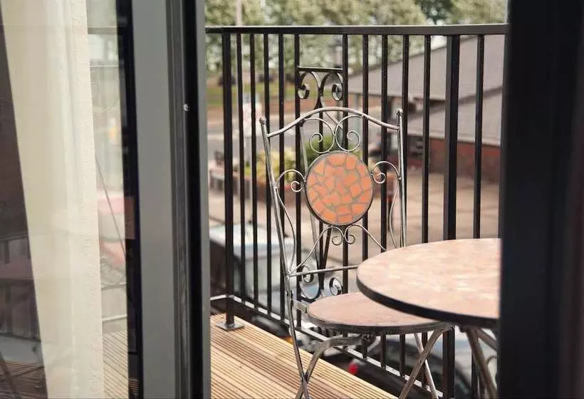 ホテル The Burlington