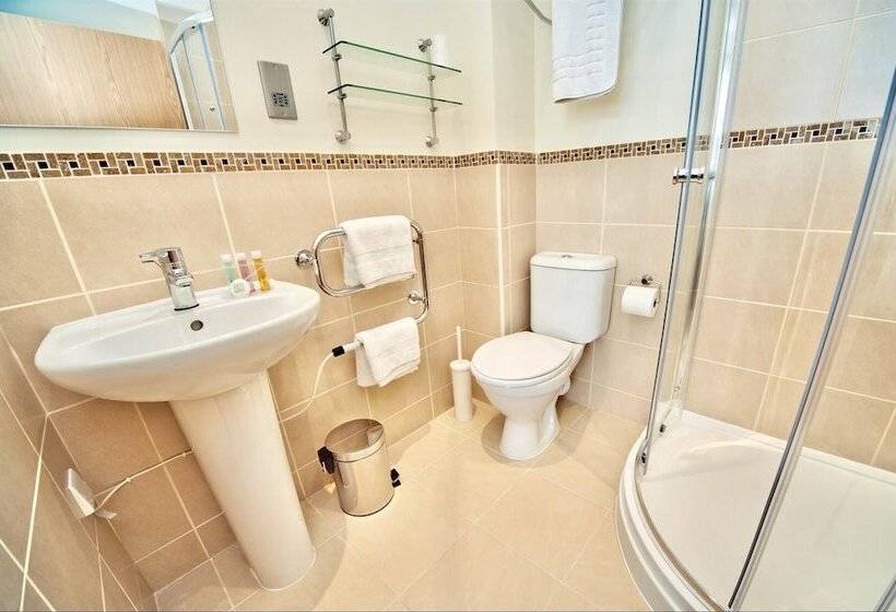 호텔 The Burlington