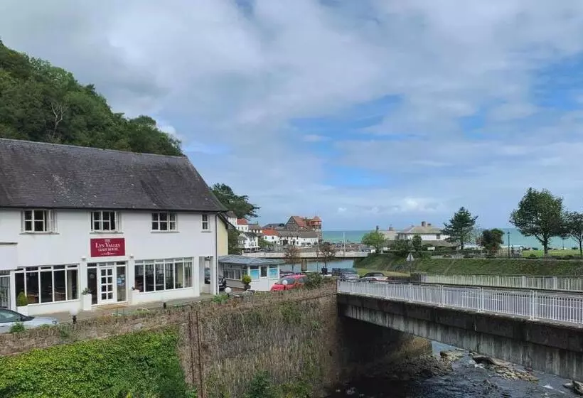 Отель The Lyn Valley Guest House