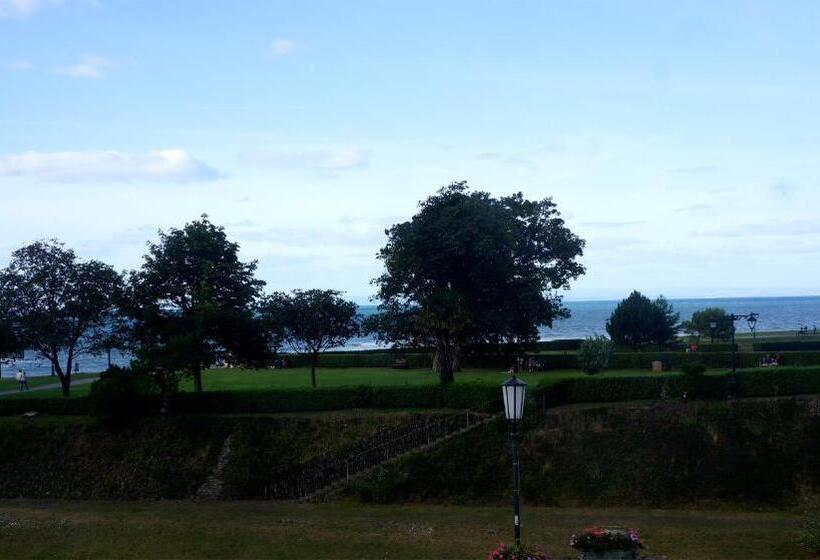 酒店 The Lyn Valley Guest House