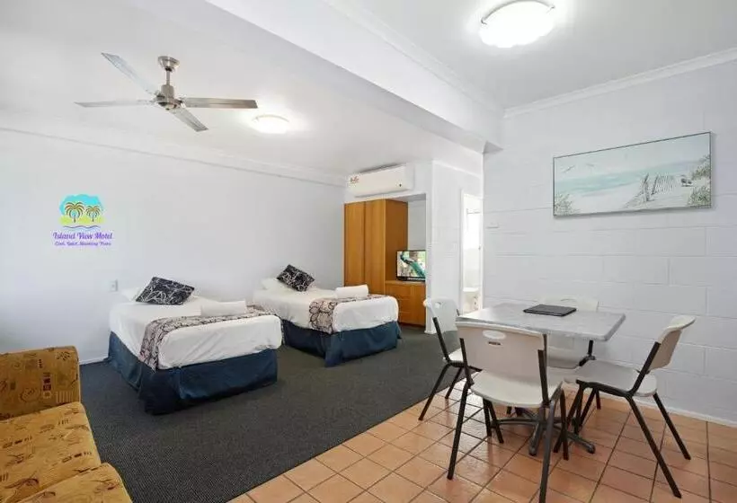 Island View Motel