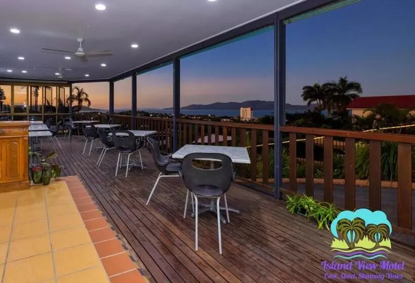 Island View Motel