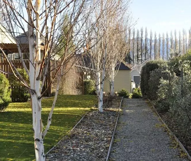 Lansdown Villa Apartments