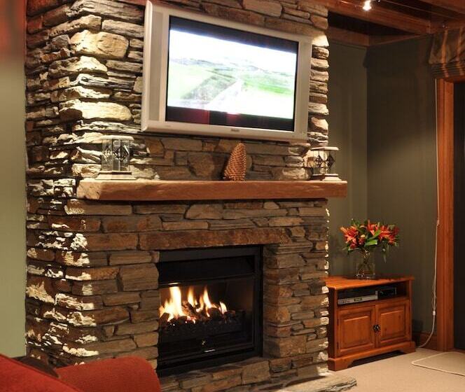 Lansdown Villa Apartments