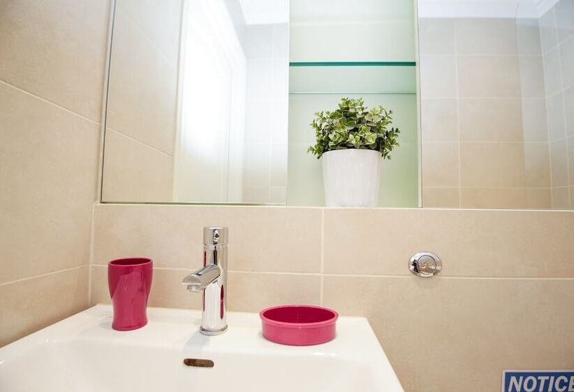 Park Views Apartments