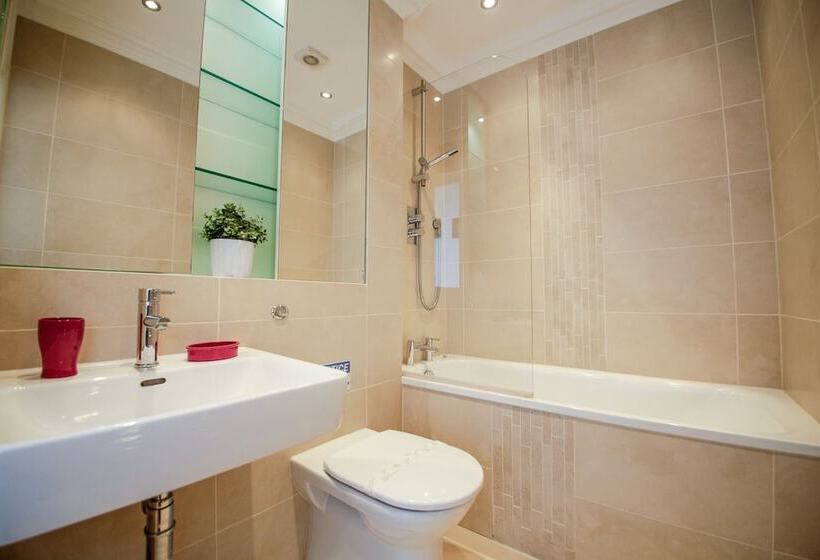 Park Views Apartments