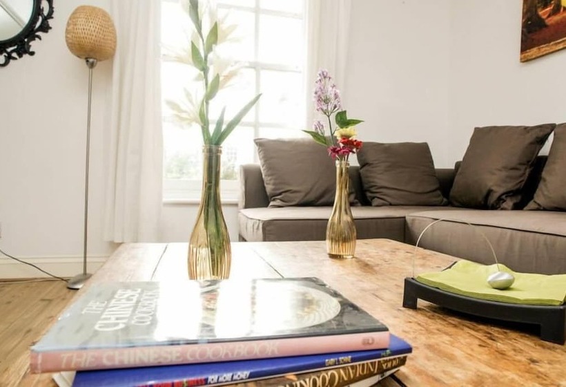 Park Views Apartments