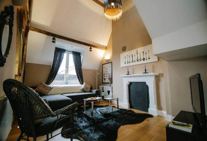 Park Views Apartments