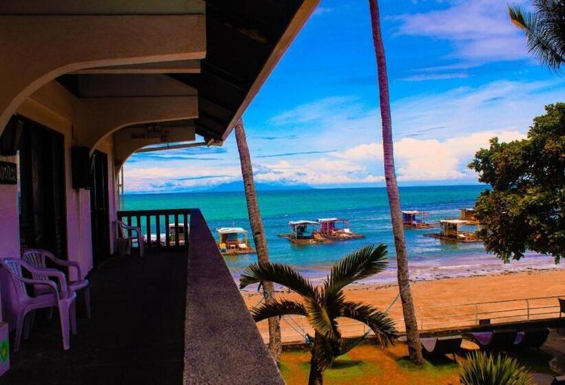 리조트 The Coral Beach Club