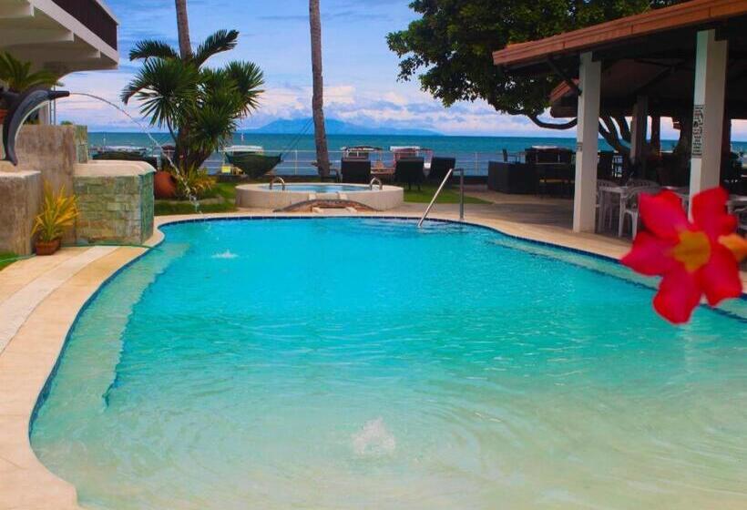 리조트 The Coral Beach Club