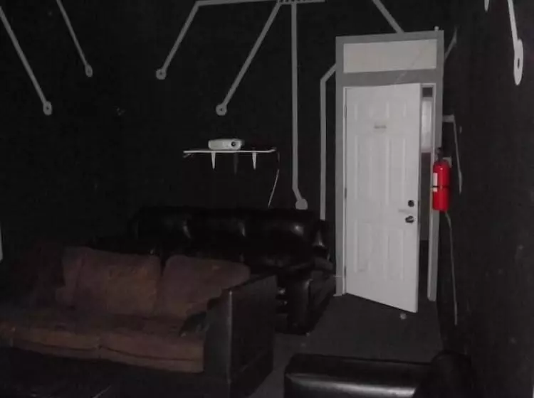 ユースホステル Artist Housing   Downtown