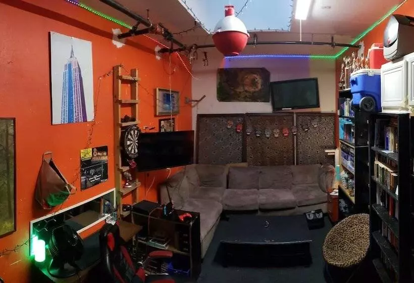 ユースホステル Artist Housing   Downtown