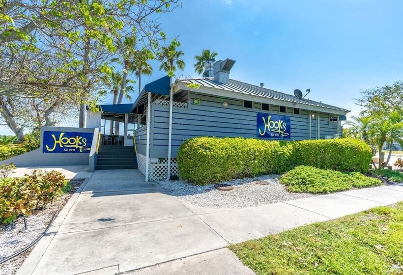 ホテル 115 Little Harbor Inn