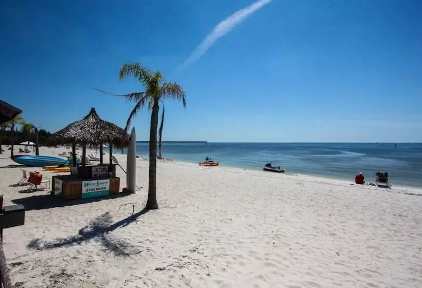 Hotelli 115 Little Harbor Inn