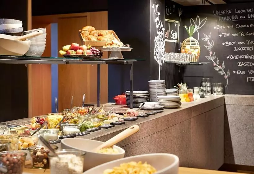 هتل Wedina Serviced Apartments