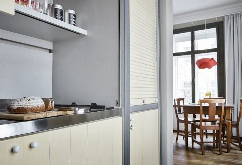 호텔 Wedina Serviced Apartments