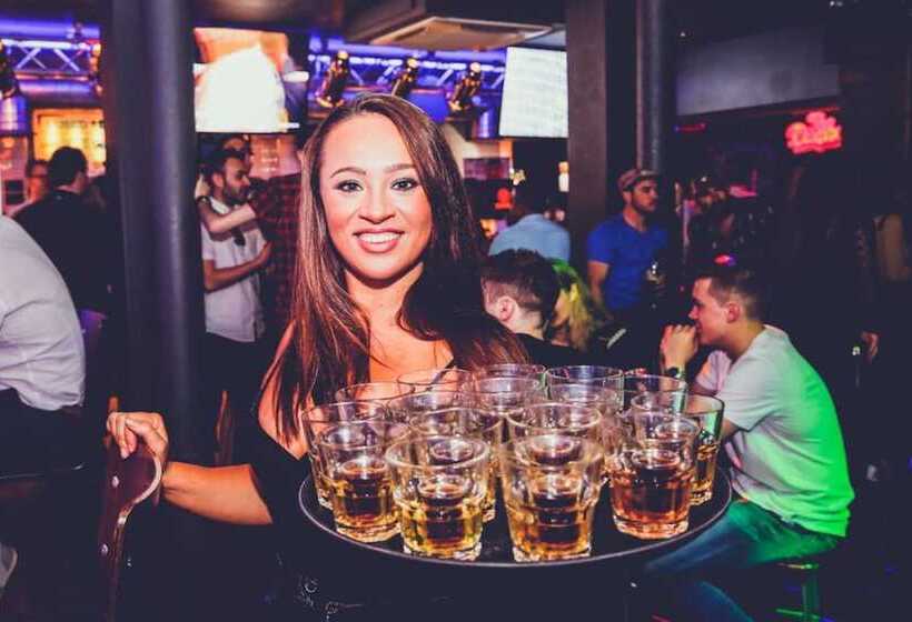 St Christopher S Oasis, London Bridge   Hostel