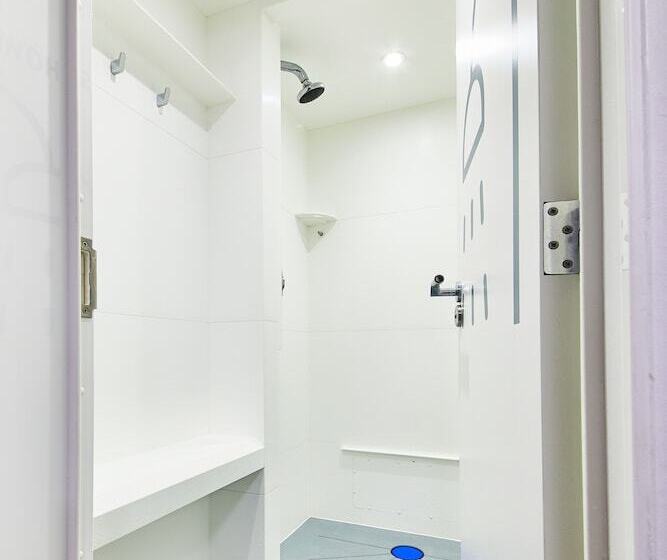 St Christopher S Oasis, London Bridge   Hostel