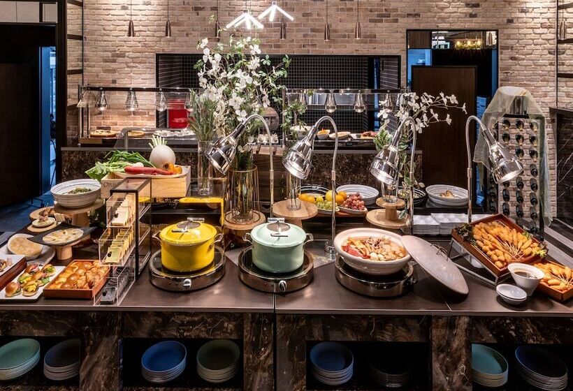 Apa Hotel & Resort Osaka Umeda Eki Tower