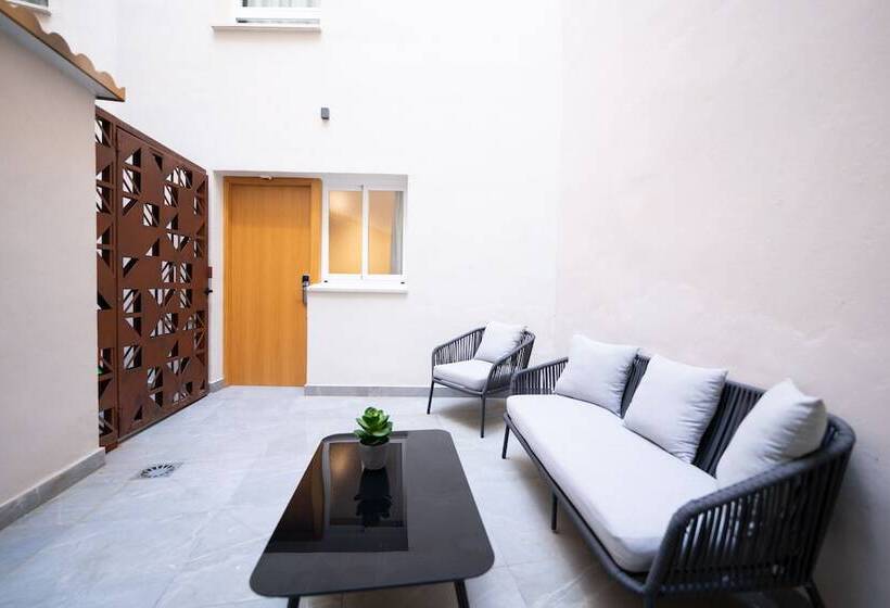 Apartamentos Málaga Premium Calle San Telmo Thyssen Museum