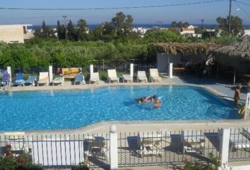 فندق Angelina Studios