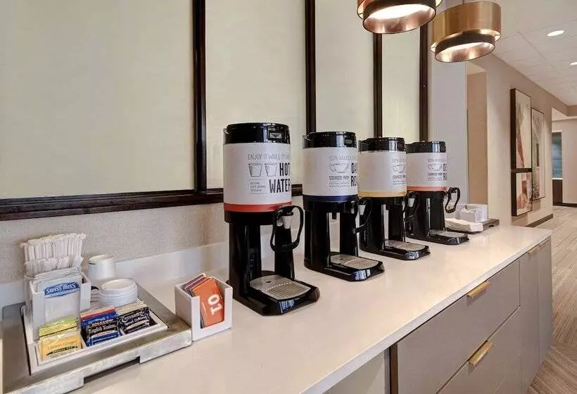 هتل Hampton Inn Tucson Downtown