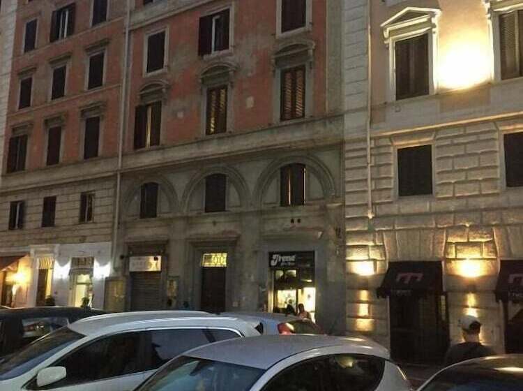 پانسیون Oscar Rooms