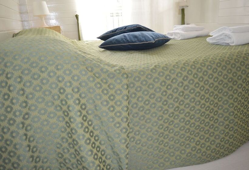 پانسیون Oscar Rooms