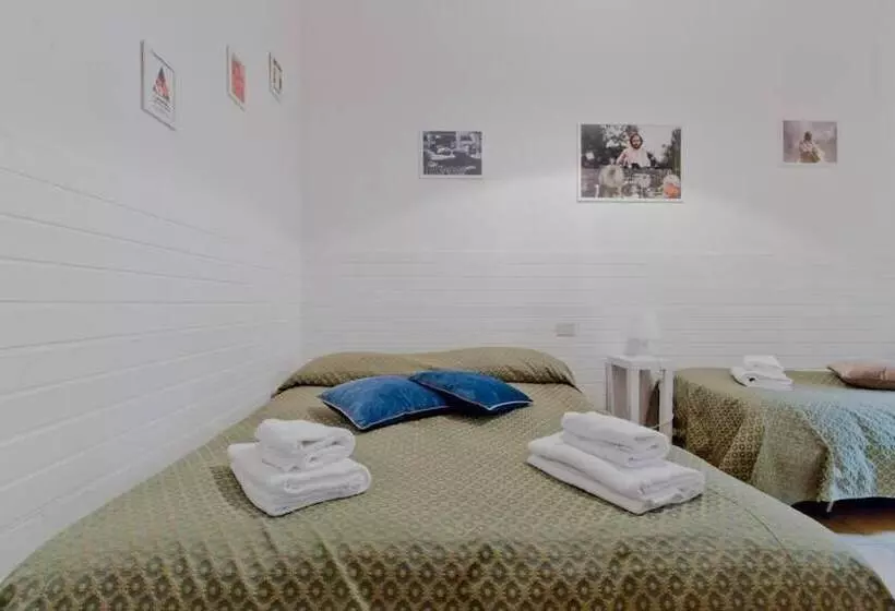 پانسیون Oscar Rooms