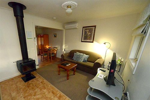 Bed and Breakfast Riesling Trail & Clare Valley Cottages