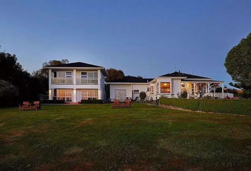 Bendamere House Bed & Breakfast