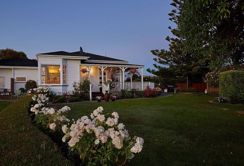 Bendamere House Bed & Breakfast