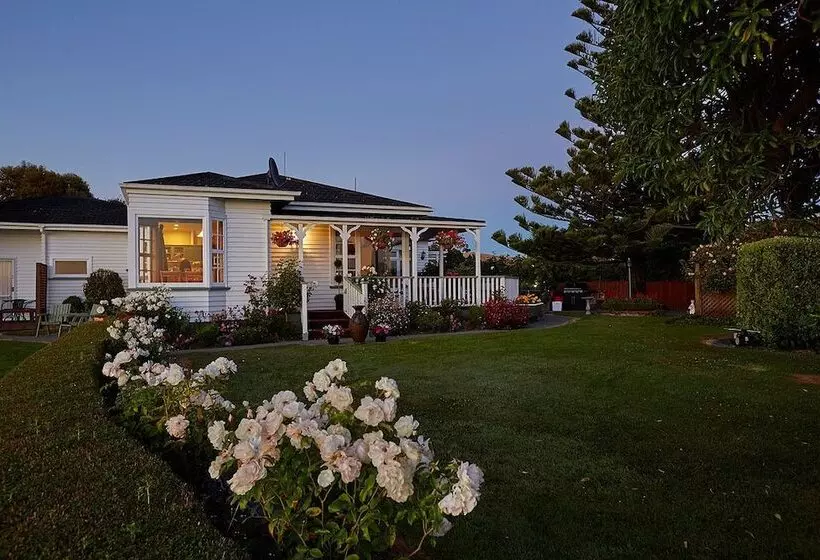 Bendamere House Bed & Breakfast