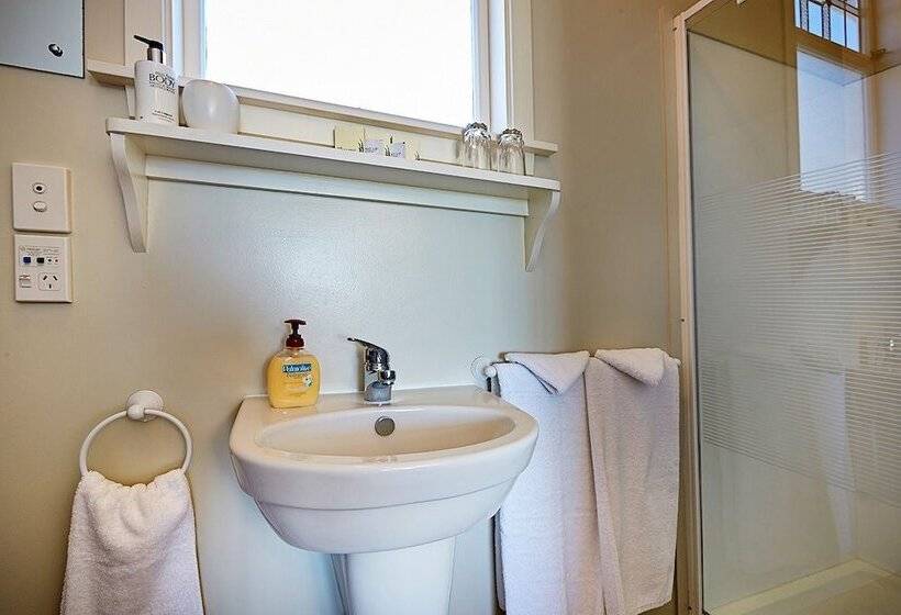 Bendamere House Bed & Breakfast