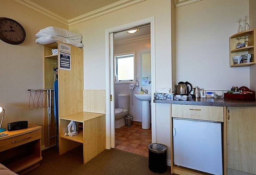 Bendamere House Bed & Breakfast