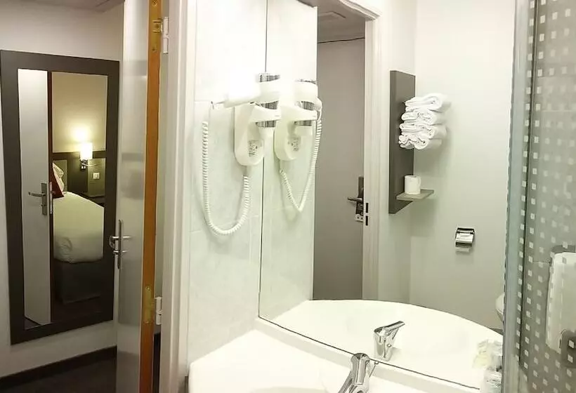 هتل Akena City Saint Witz