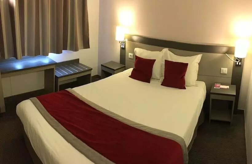 هتل Akena City Saint Witz