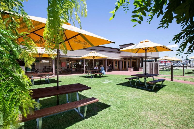 Отель Boomerang