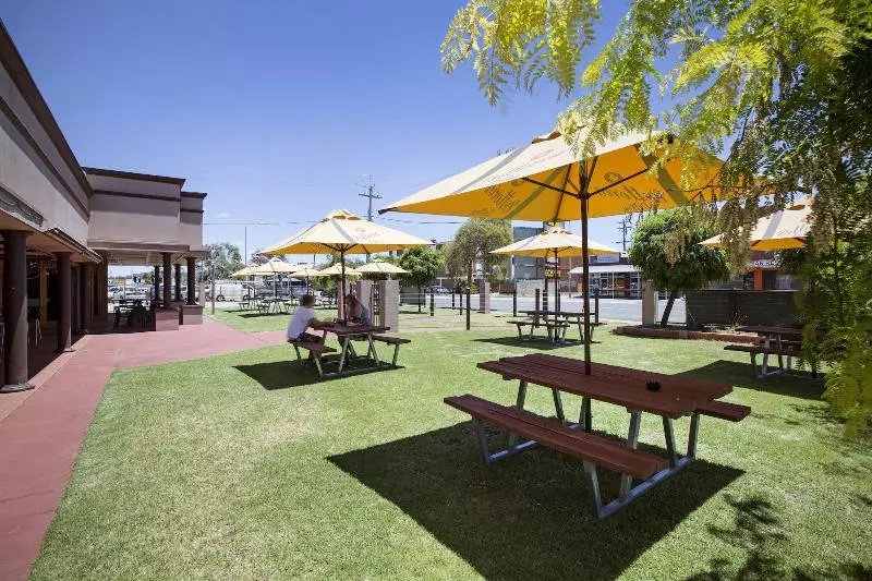 Отель Boomerang